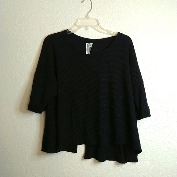 Free People Tops - free People short sleeve thermal top split back sz xs